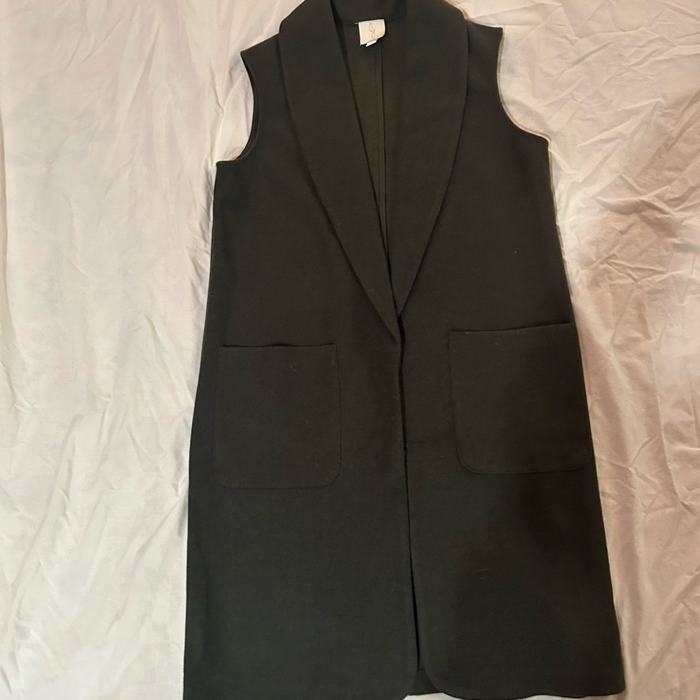 Women's Forest Green Sleeveless Vest/Coat